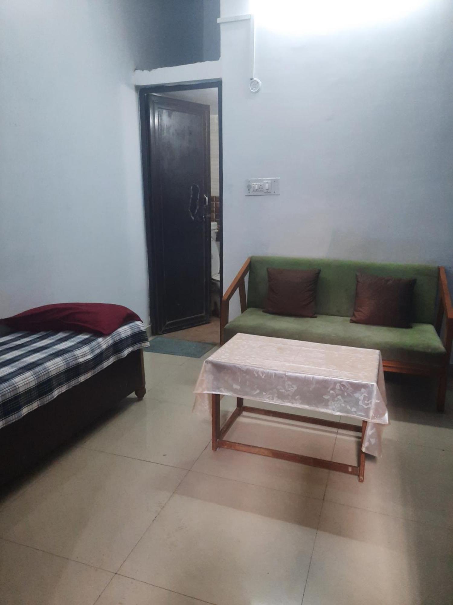 Gokul Pg Homestay Gorakhpur Quarto foto